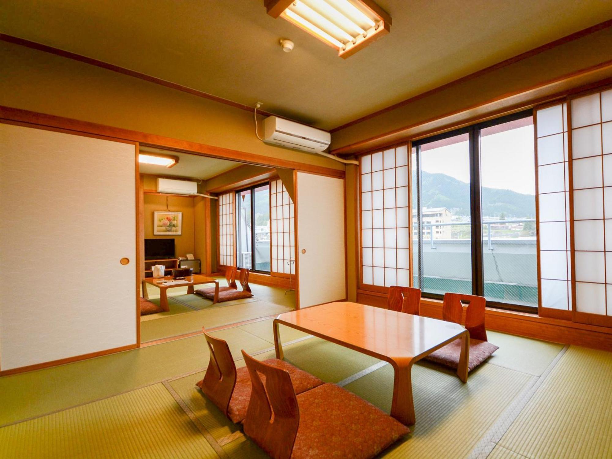 豪士卡瓦坎酒店 山之內 外观 照片